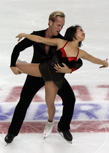 File:2008 Skate America Pairs Inoue-Baldwin02.jpg