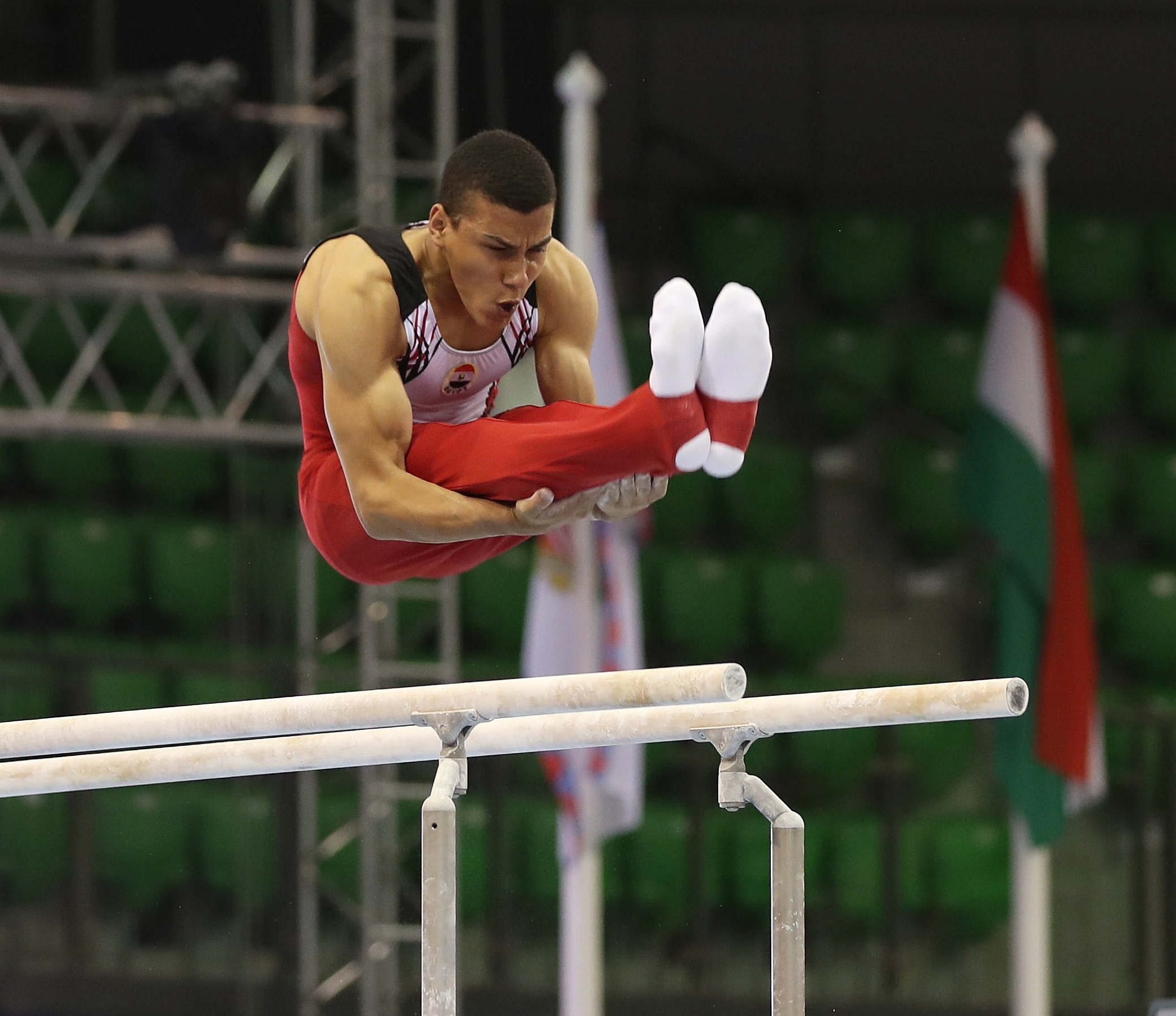 Айвазян Юрий гимнаст