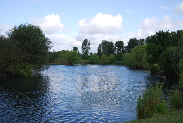 Albyn Farm Pond, Hornchurch Country Park - geograph.org.uk - 2599234
