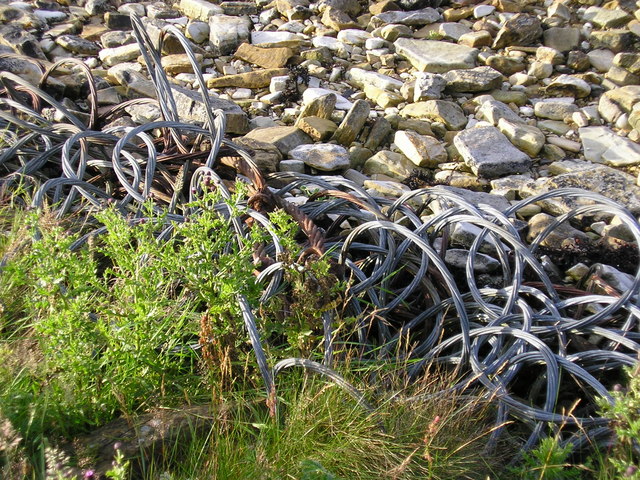 File:Anti-submarine nets, Scapa Flow - geograph.org.uk - 374074.jpg