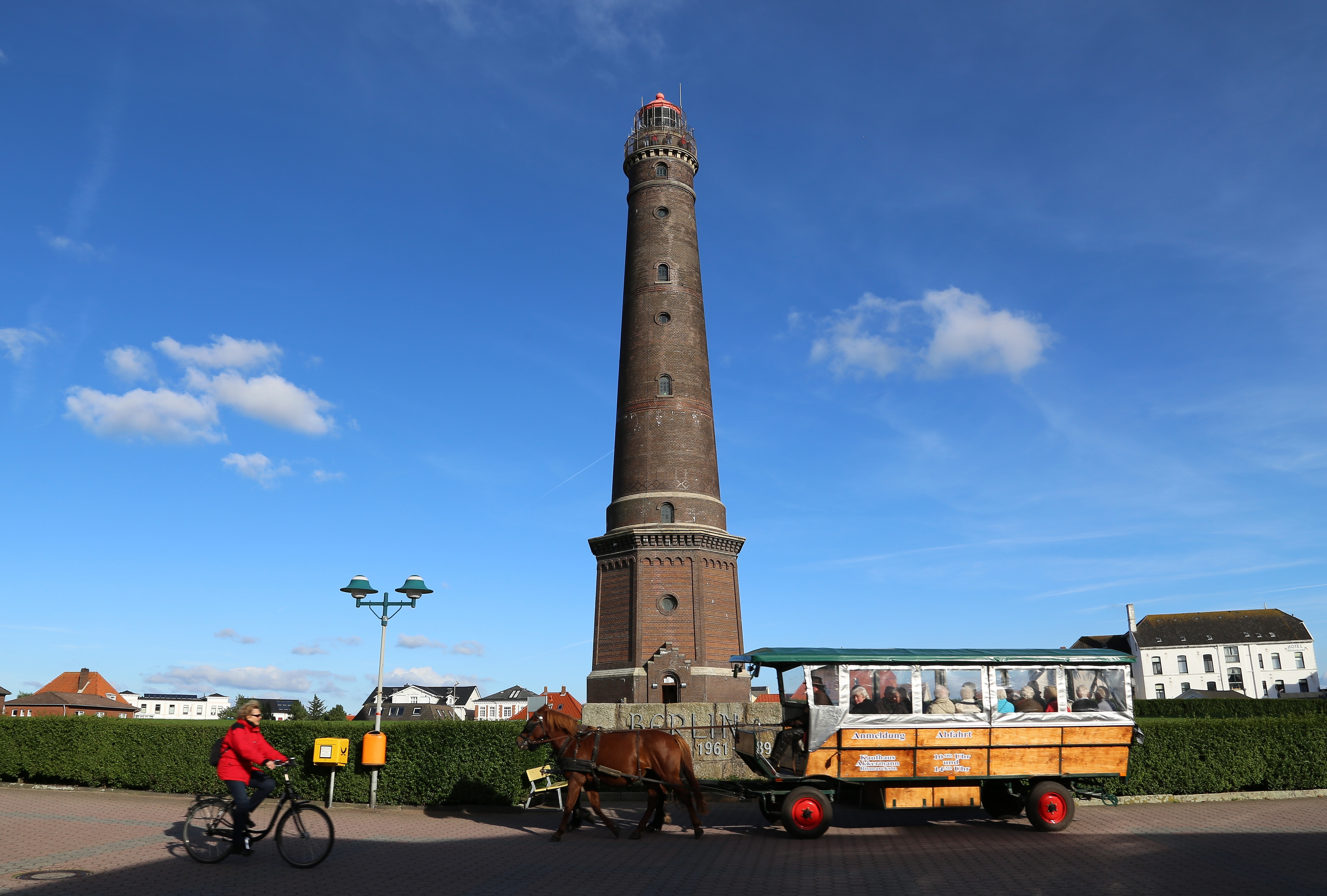 Der Neuer Leuchtturm Borkum im Bundesland Niedersachsen in der Region Nordsee/Westerems in der Übersicht aller Leuchttürme in Deutschland bei Natura Event.