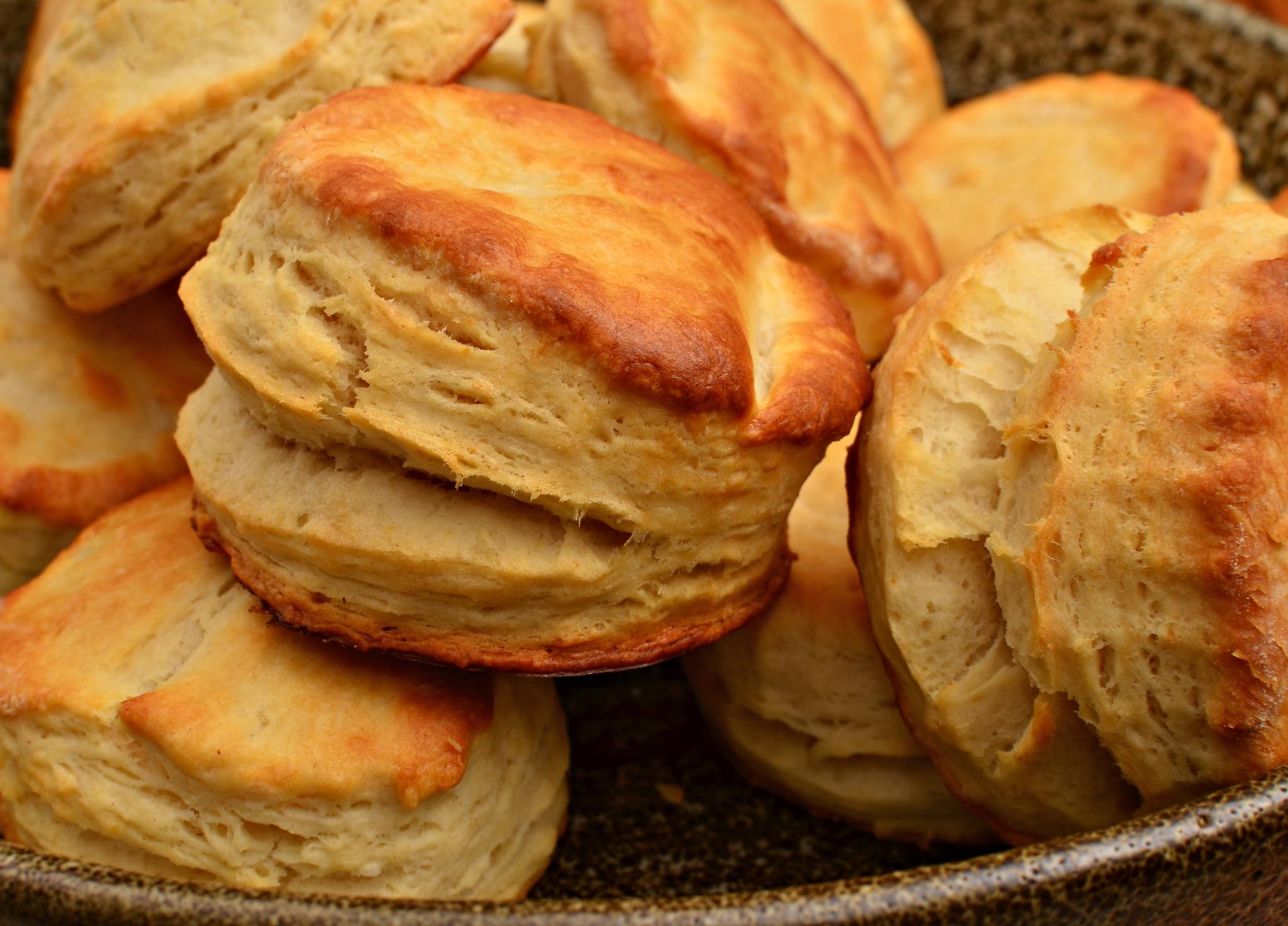 Buttermilk biscuits (6340812760).jpg. 