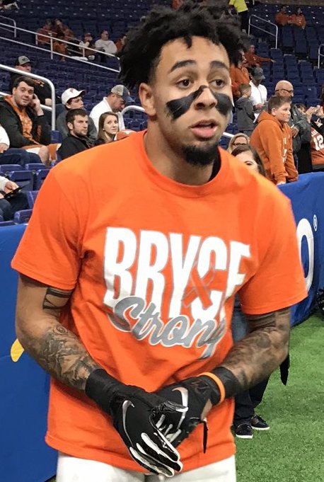 No INT for Broncos' Caden Sterns, but he's earned trust (and a pair of  Jordans)