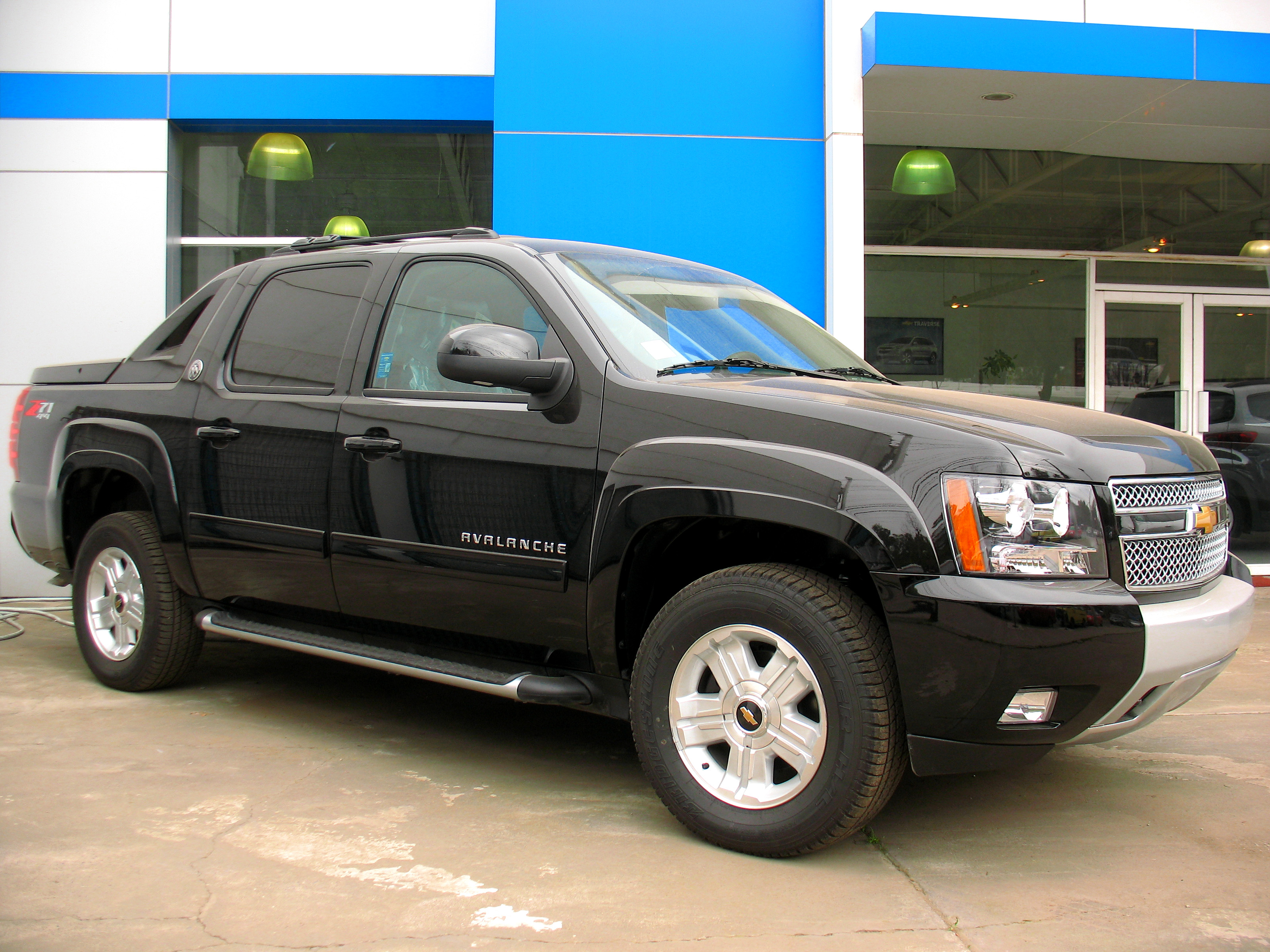 Chevrolet Avalanche Black