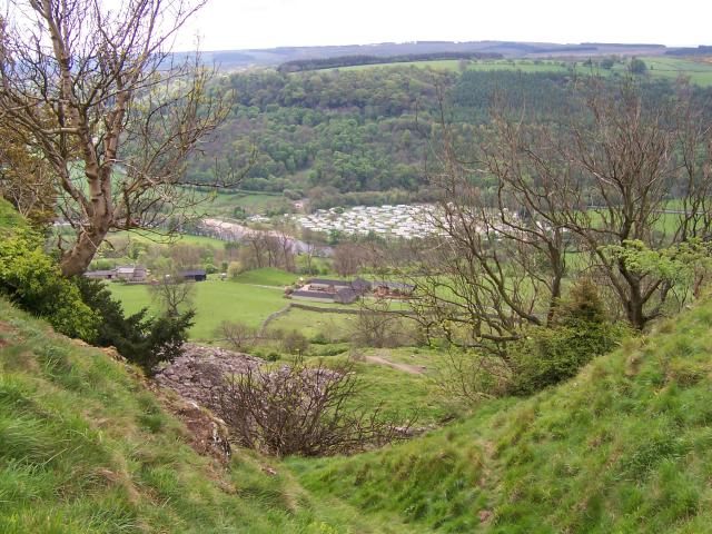 File:East Applegarth and Swaledale Caravan Park from Whitcliff Scar - geograph.org.uk - 435127.jpg