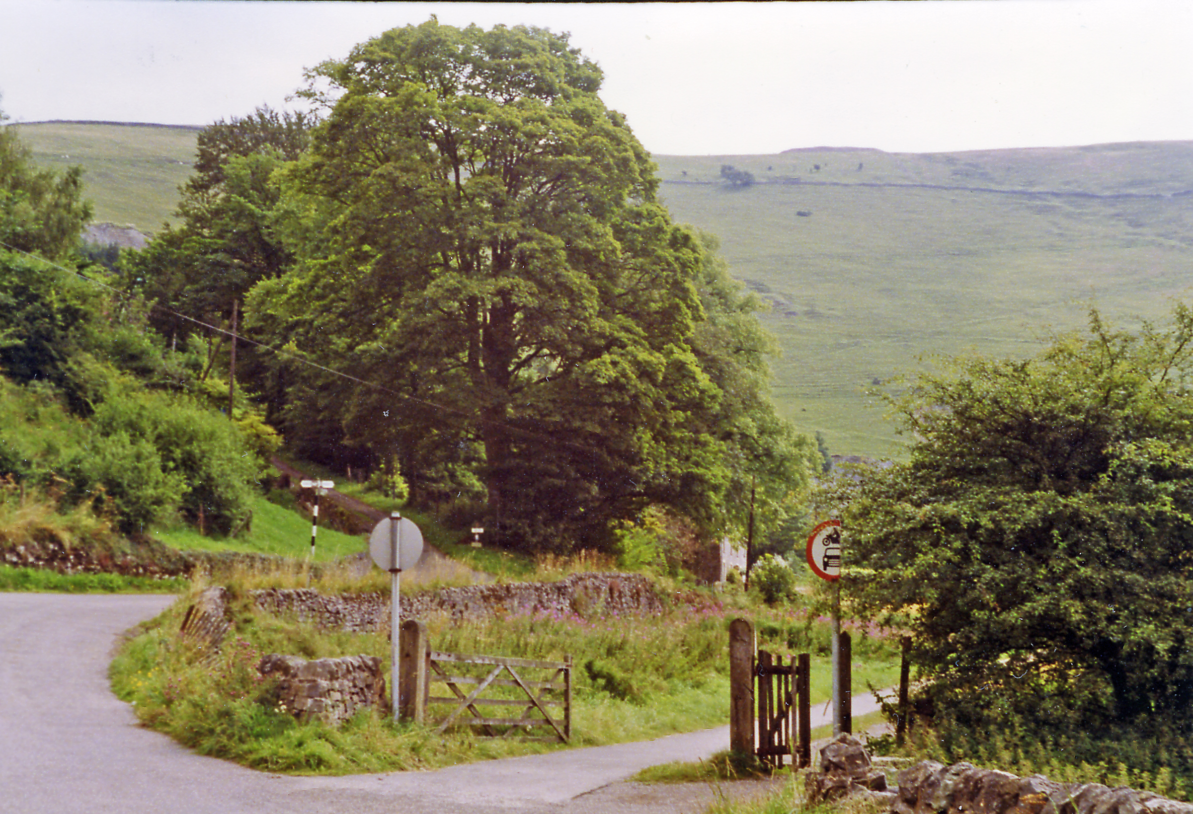 Ecton railway station