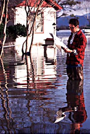 File:FEMA - 977 - Photograph by FEMA News Photo taken on 04-09-1998 in California.jpg