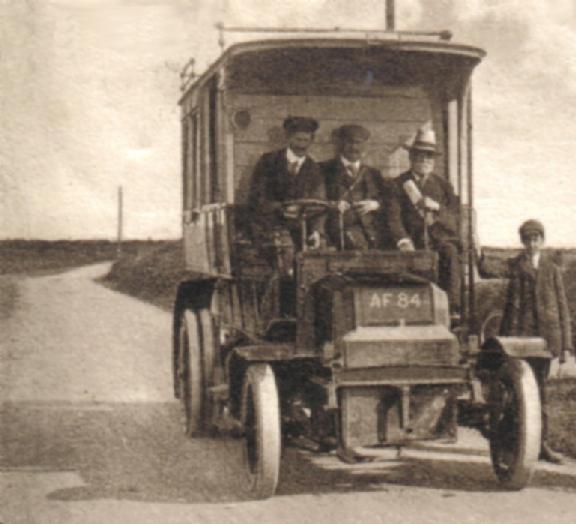 File:GWR bus AF84 on Helston service.jpg