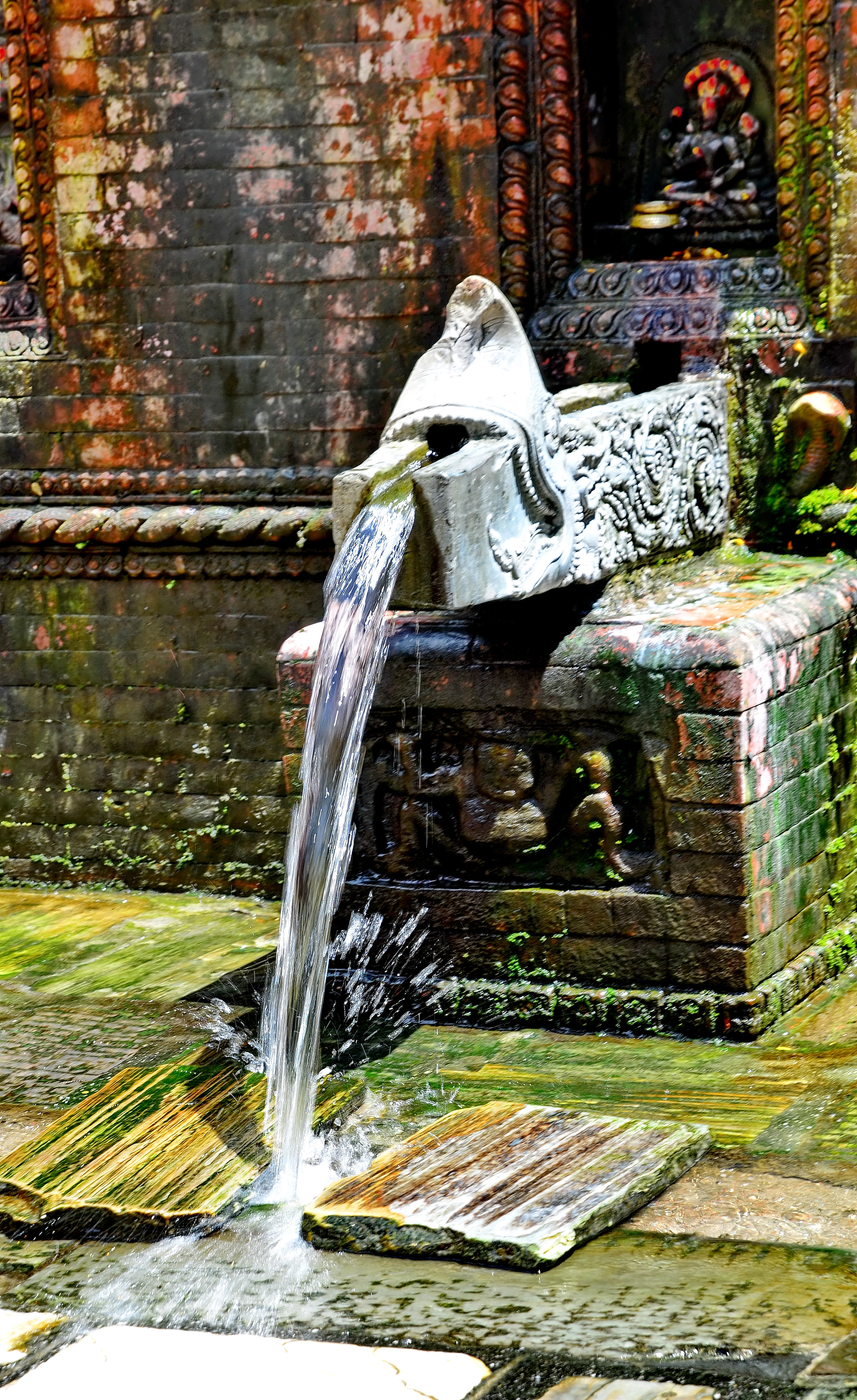 File:Ga Hiti Stone Fountain Dhunge Dhara Ga Hiti Thamel Kathmandu Nepal  Rajesh Dhungana (20).jpg - Wikimedia Commons