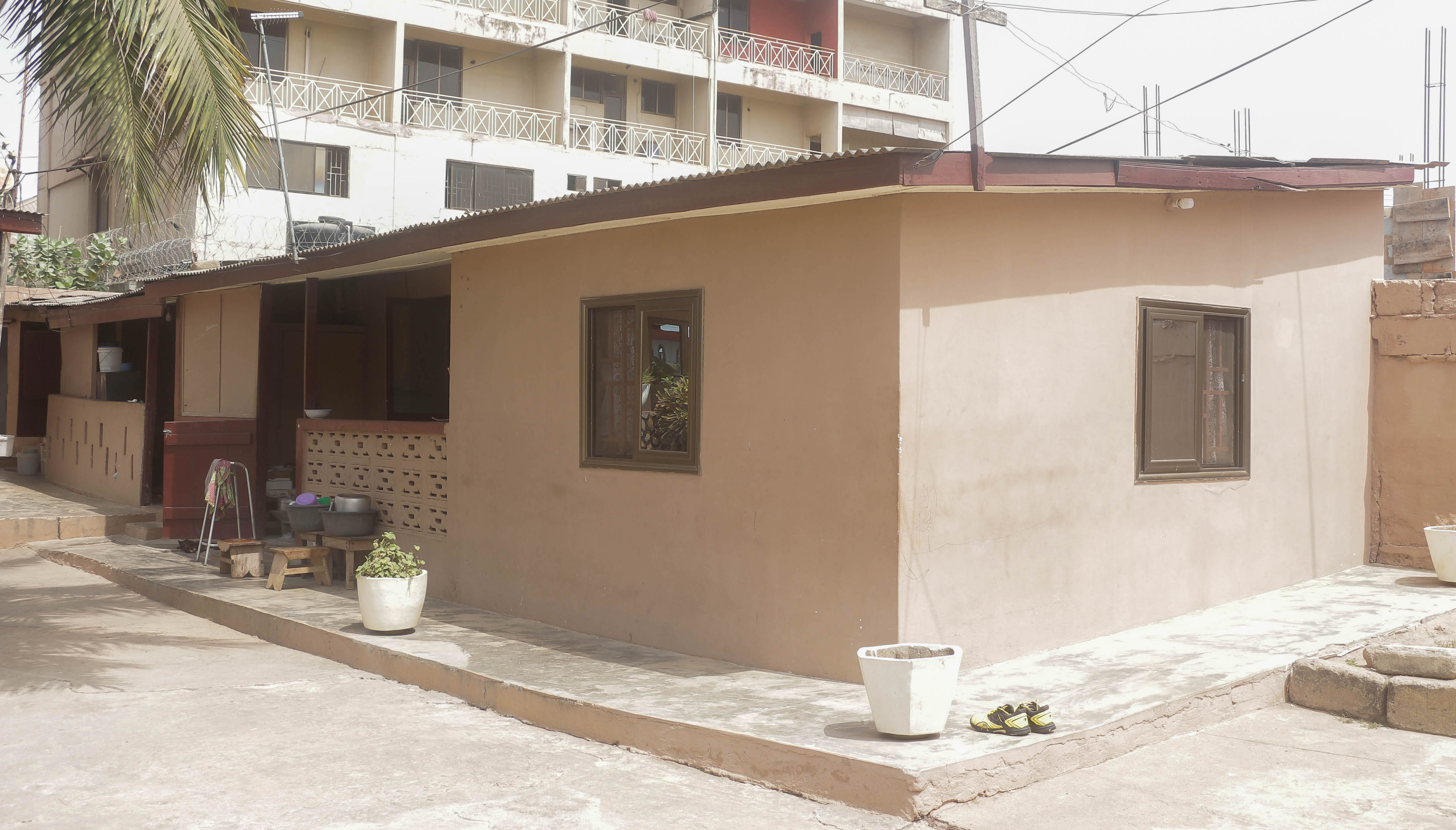 House in Dansoman.jpg