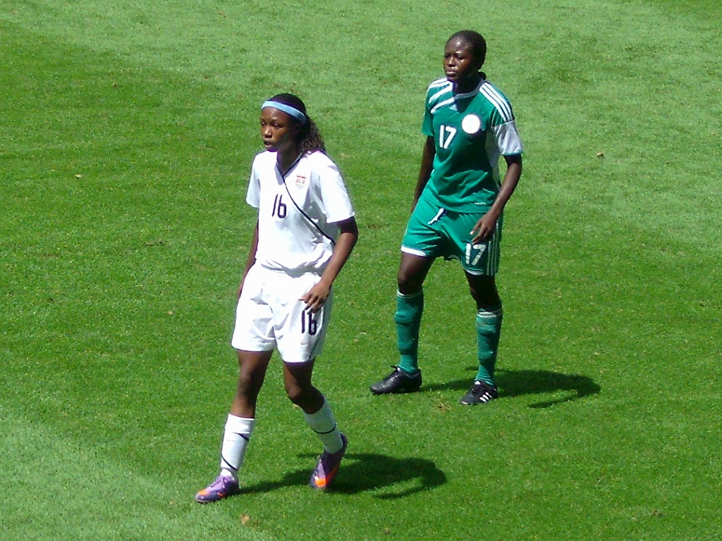 Maya_Hayes_and_Helen_Ukaonu_USA-NIG_U-20_Women_2010