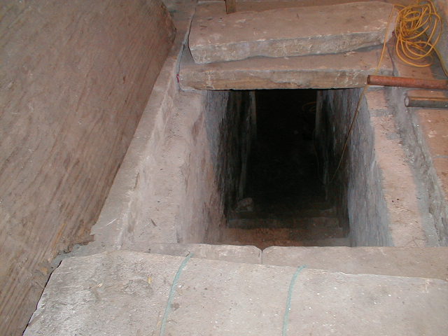 File:Opened crypt in Dilston Chapel - geograph.org.uk - 93145.jpg