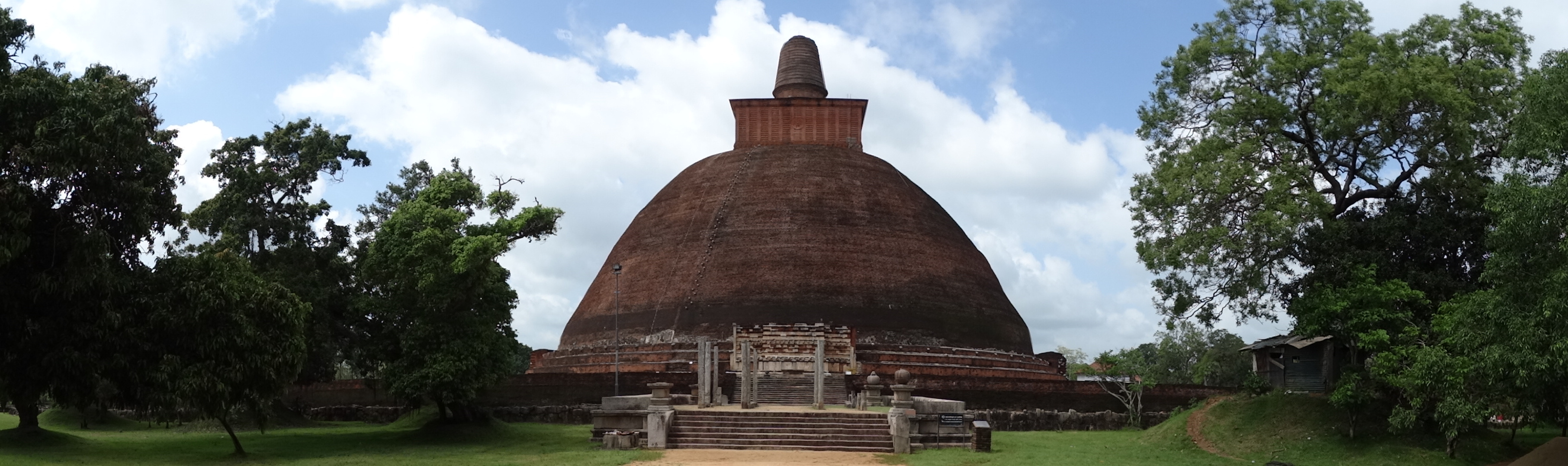 Ancient Architectural places in Sri Lanka