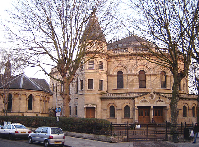 File:Round chapel clapton 1.jpg