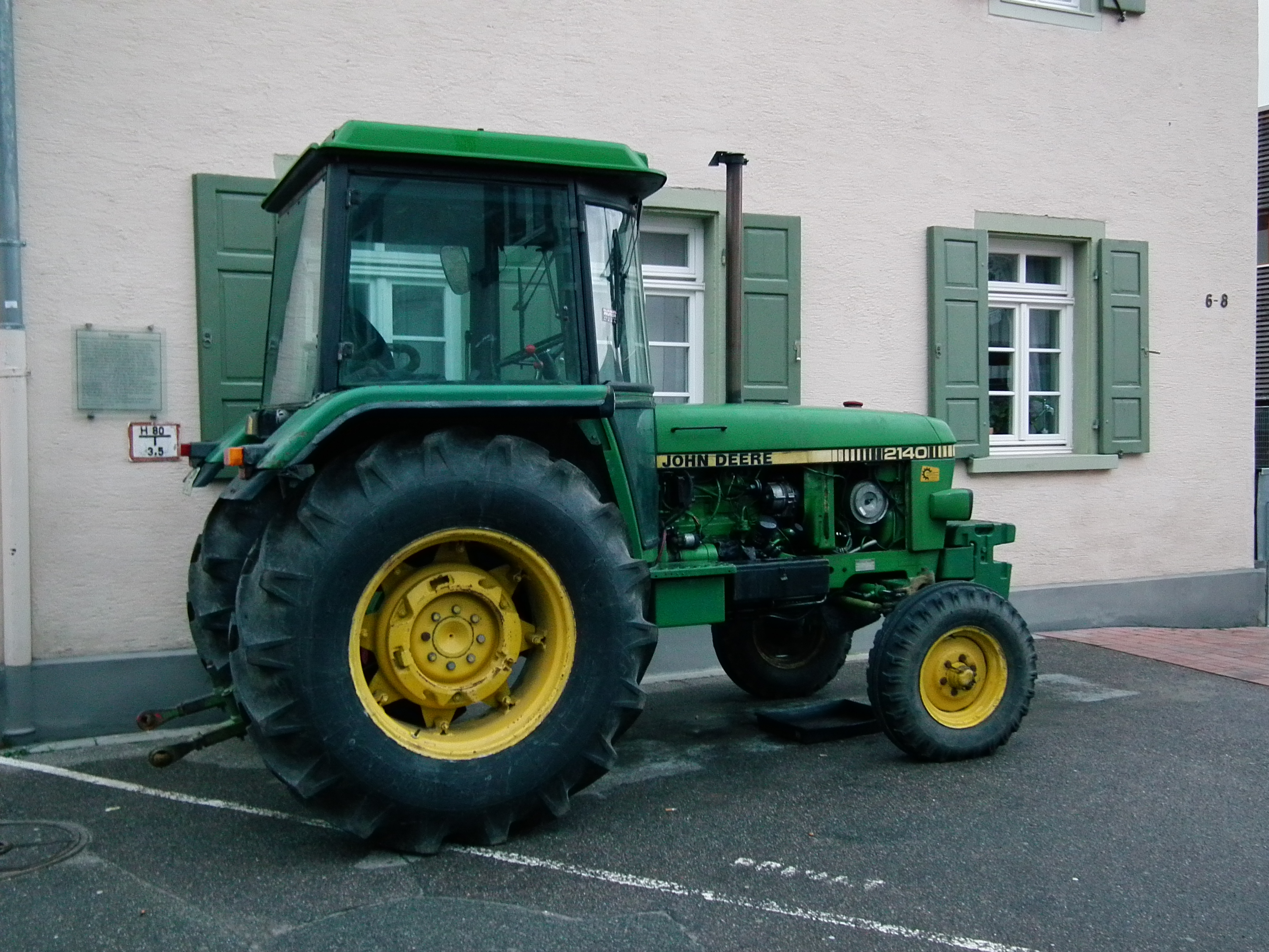 File Seitenansicht Traktor John Deere 2140 Jpg Wikimedia Commons