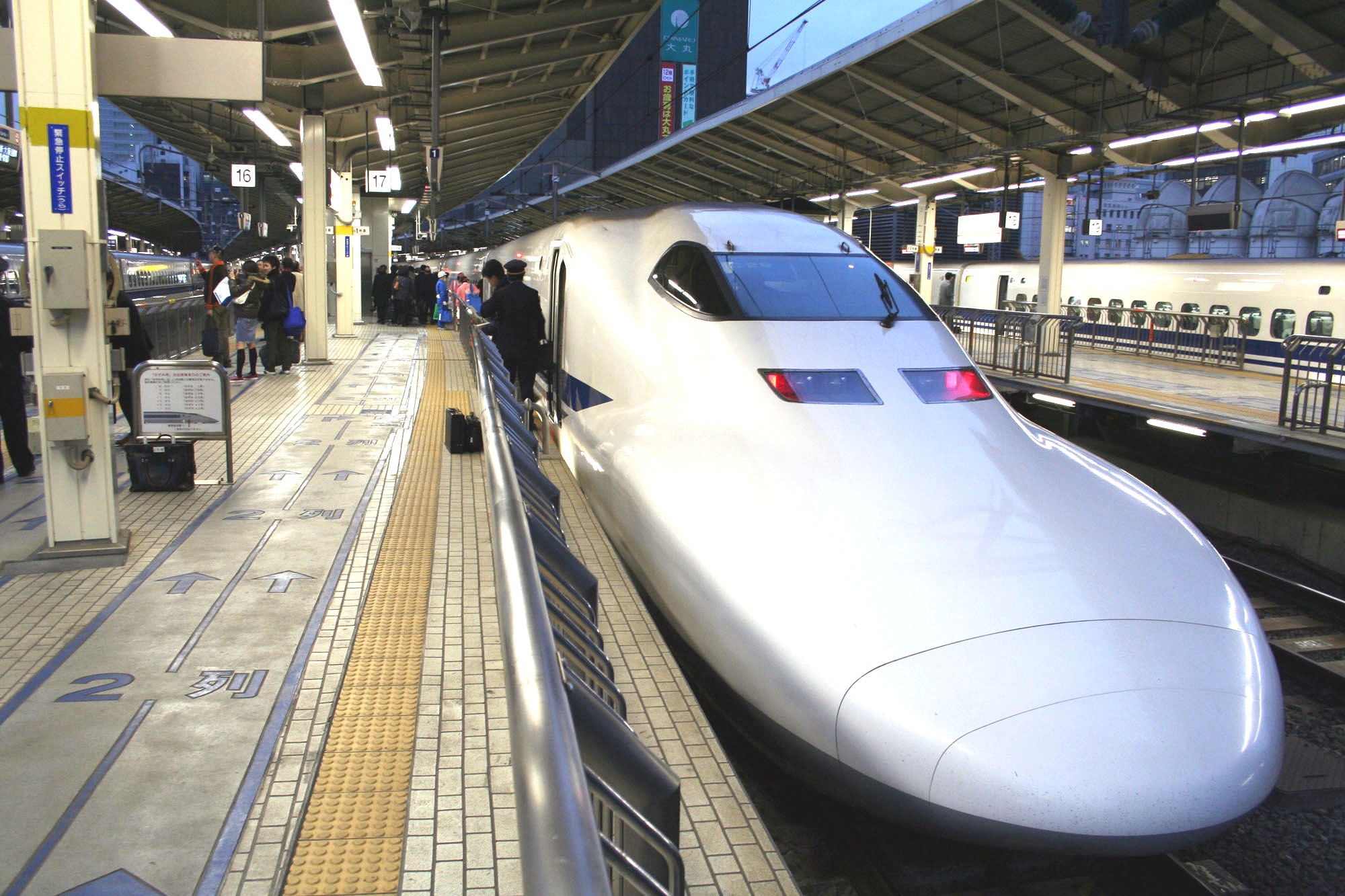 Shinkansen Nozomi in Tokyo