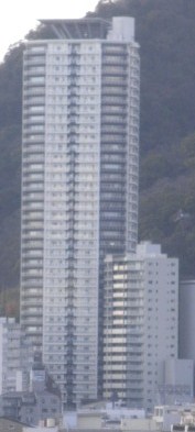 File:Zeke lev Shinkobe tower.JPG