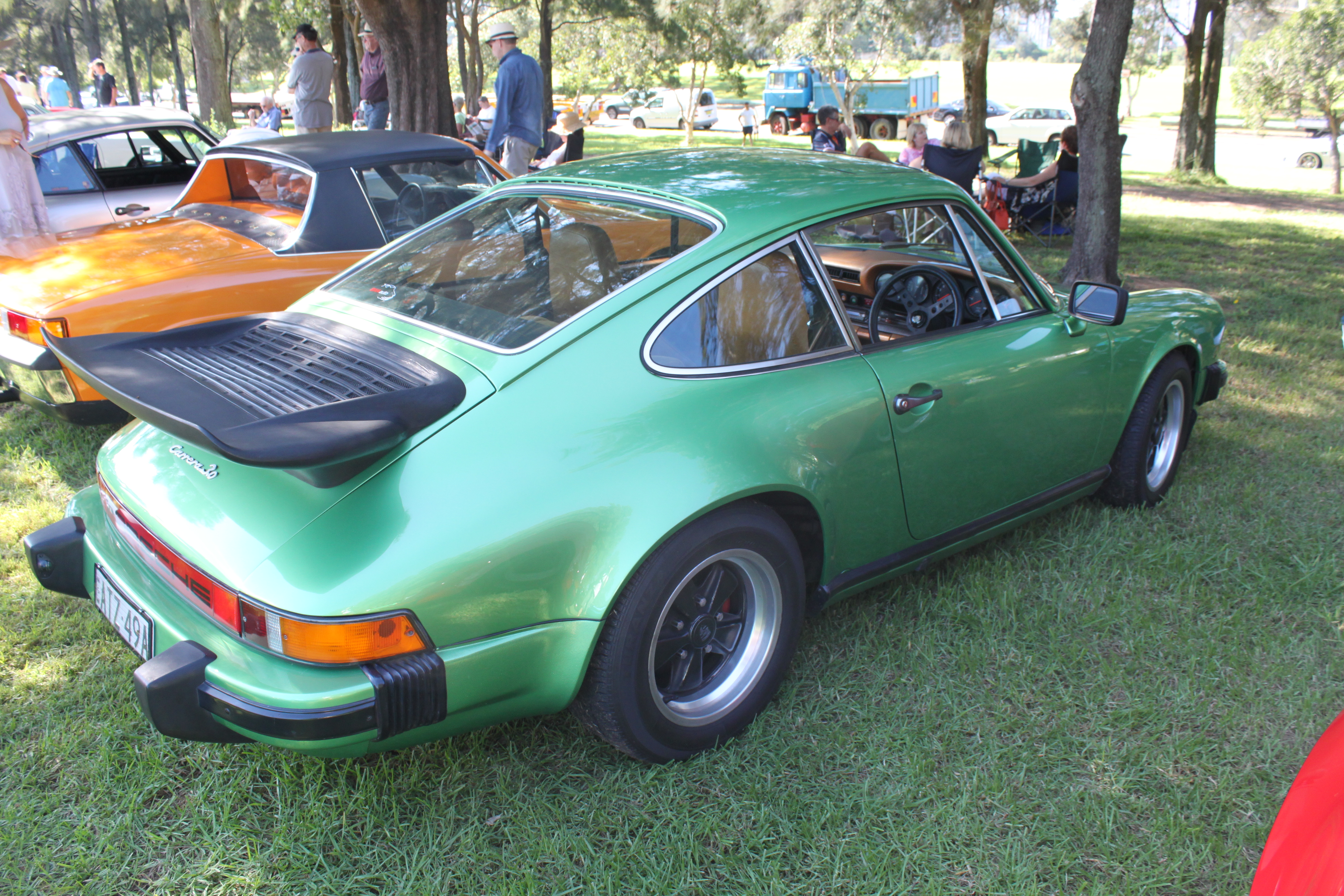 File:1977 Porsche 911 Carrera  (16070214984).jpg - Wikimedia Commons
