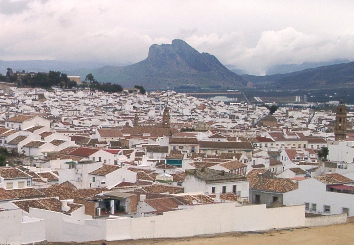 File:Antequera pena de los enamorados.JPG