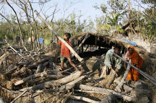 File:Bangladesh-climate refugee.jpg