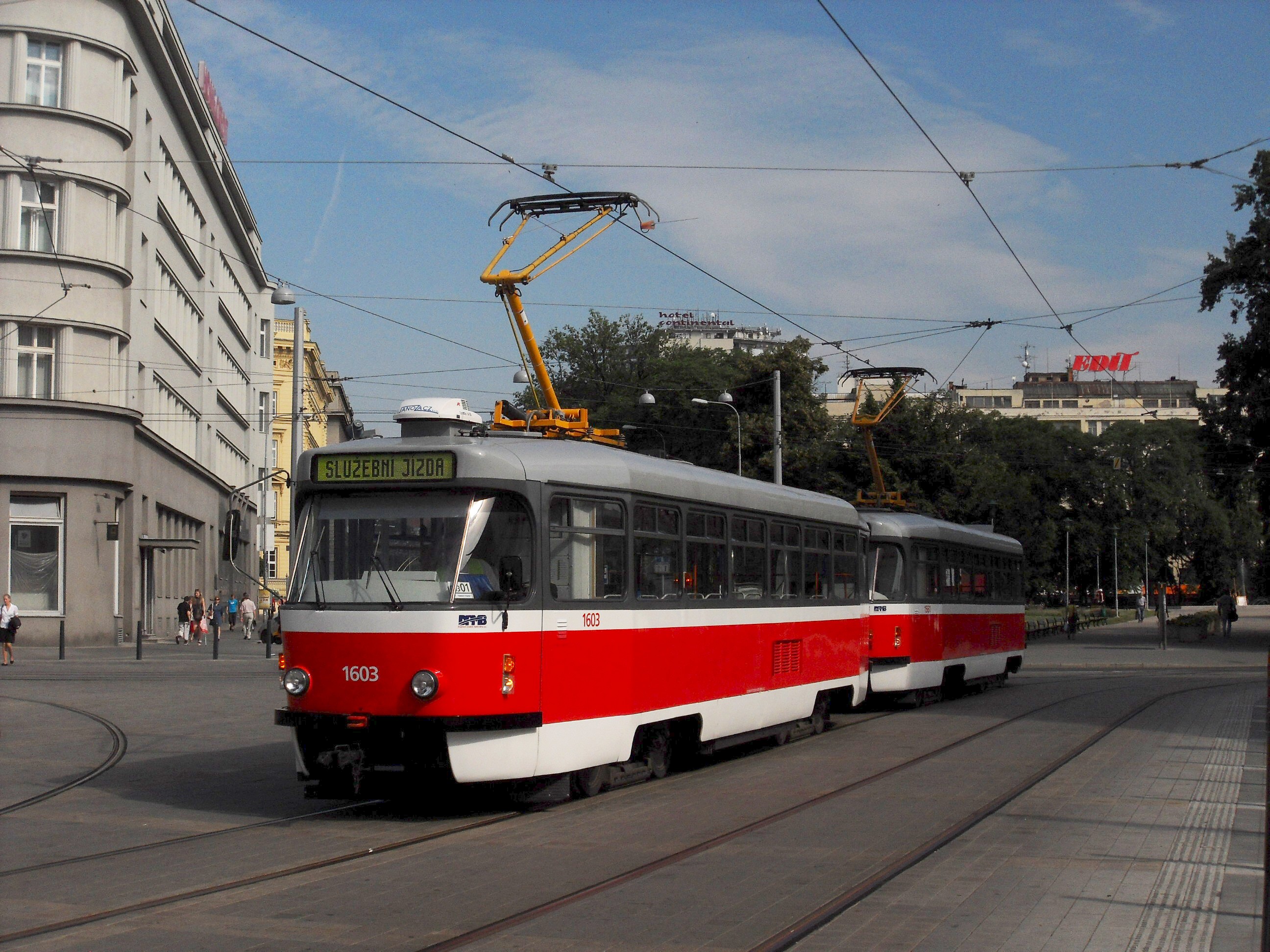 File Brno Moravske Namesti Tatra T3r Pv C 1603 1561 Jpg Wikimedia Commons