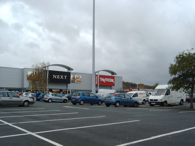 File:Car park of Retail World at Team Valley - geograph.org.uk - 604541.jpg