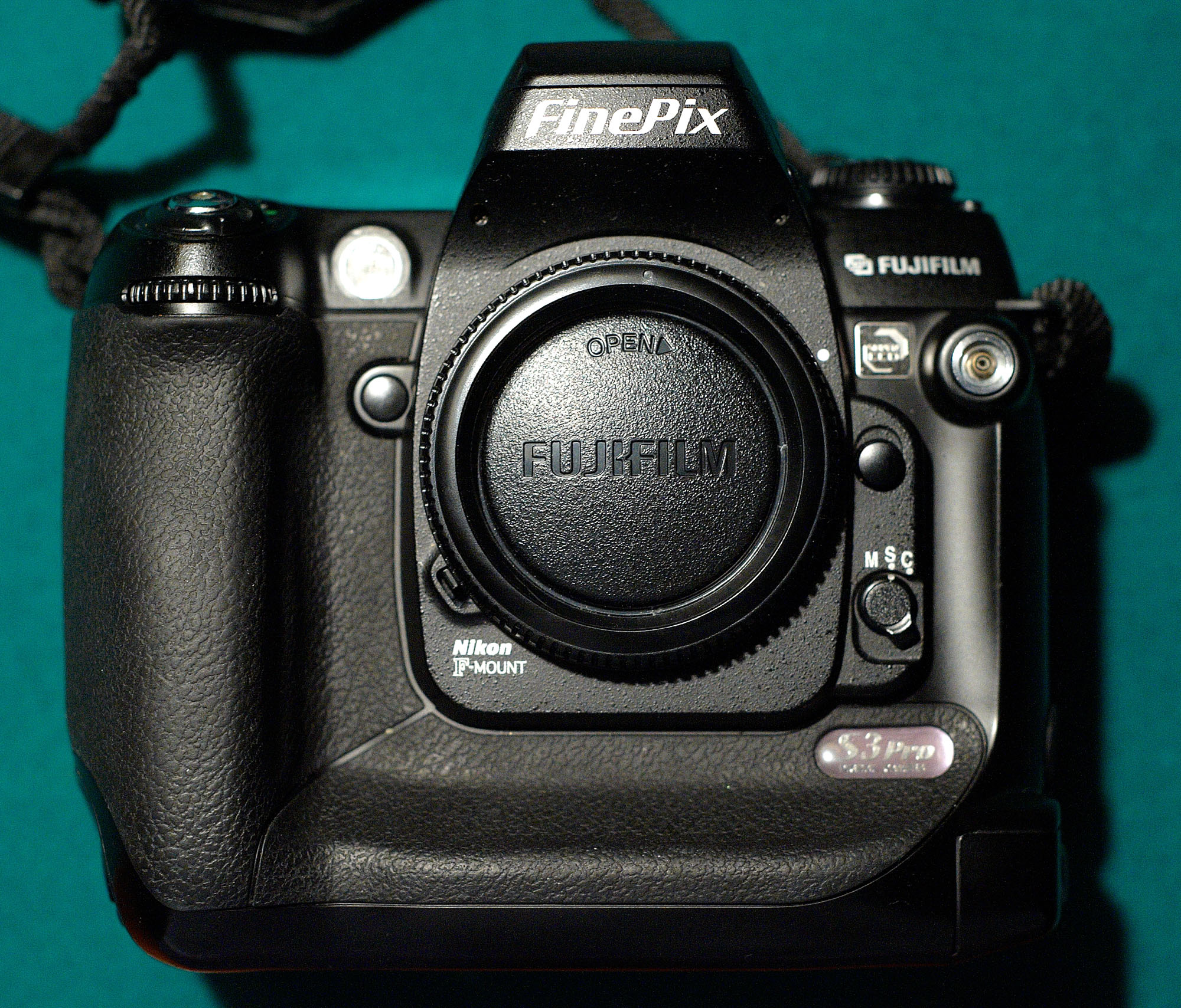 File:Finepix 3.jpg - Wikimedia Commons