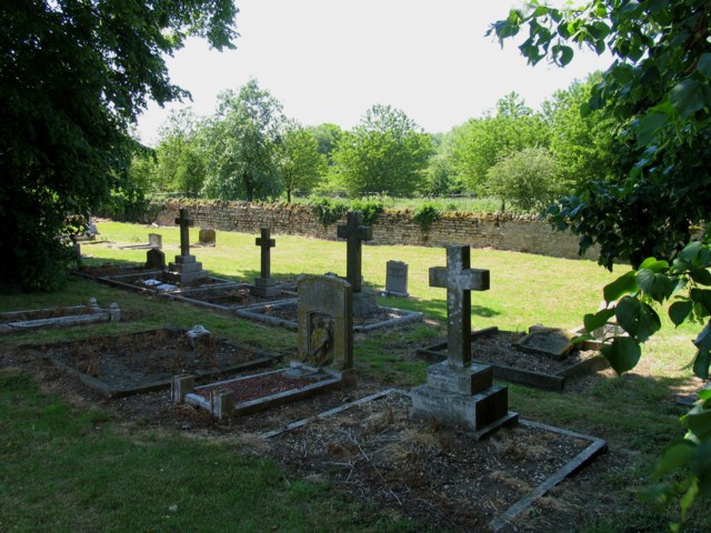 File:Graves in the churchyard at Broughton near to Milton Keynes - geograph.org.uk - 1692244.jpg