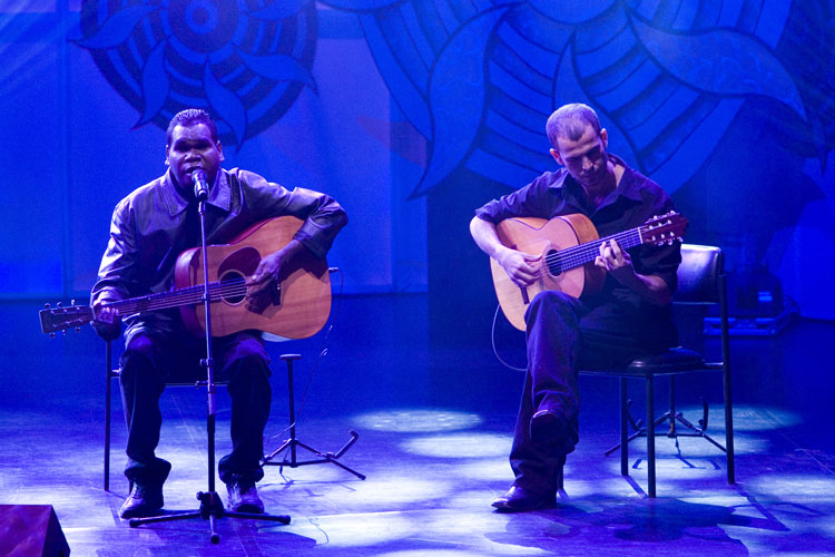 File:Gurrumul-(1017).jpg