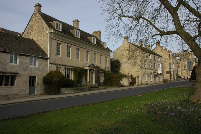 File:Houses in Painswick - geograph.org.uk - 668494.jpg