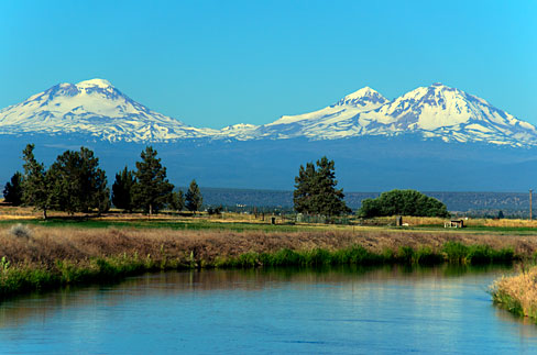 File:Irrigation Canal (Jefferson County, Oregon scenic images) (jefDB1619).jpg