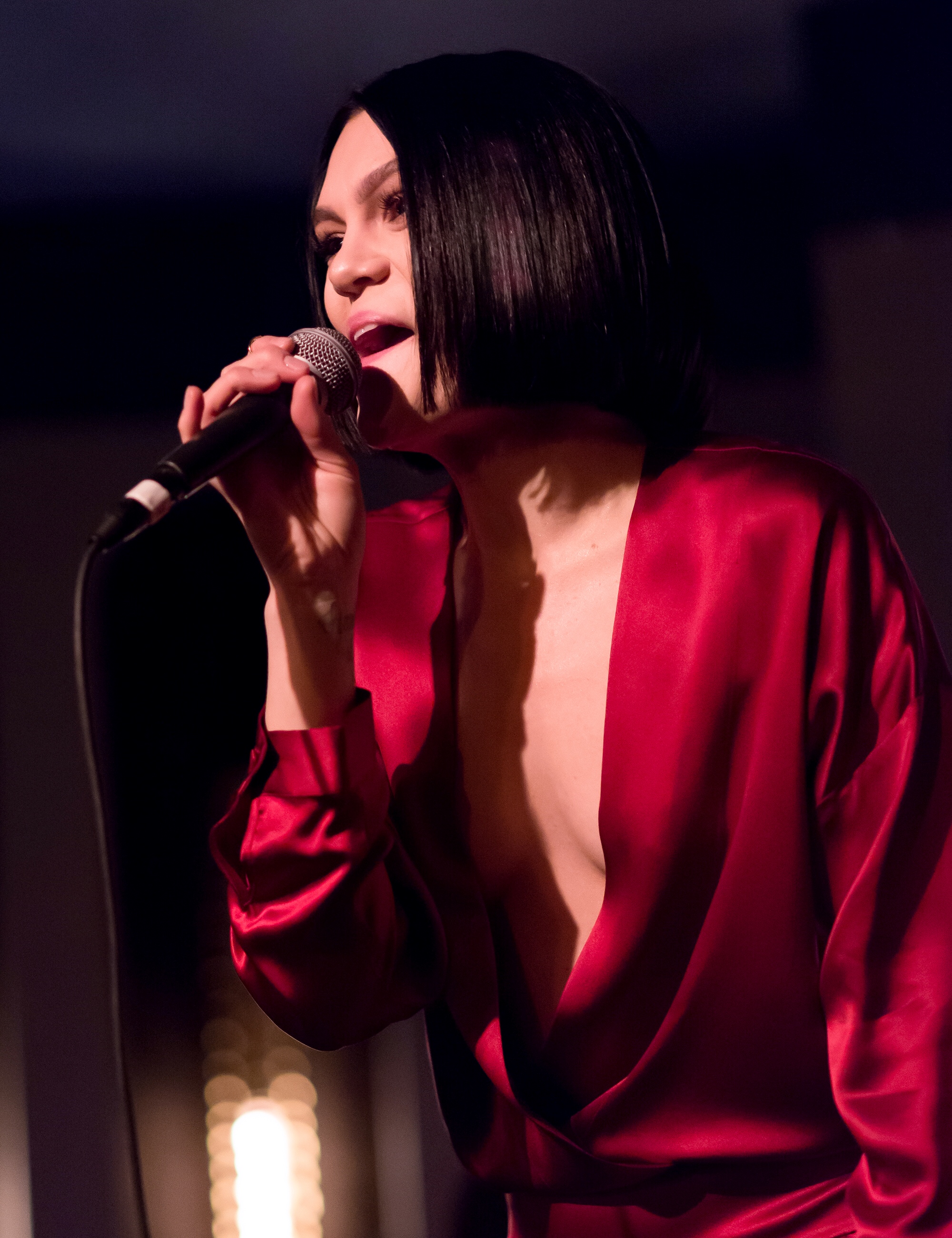 17 2017. Jessie j.