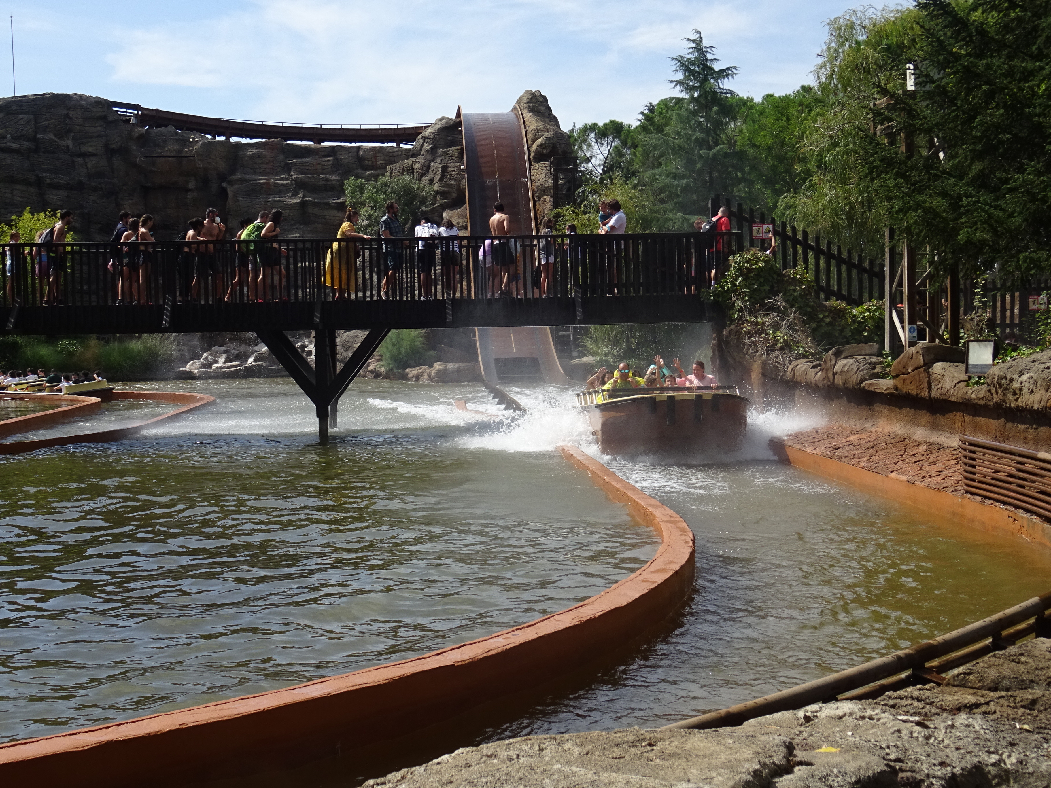 Cuál es el parque de atracciones más grande del mundo