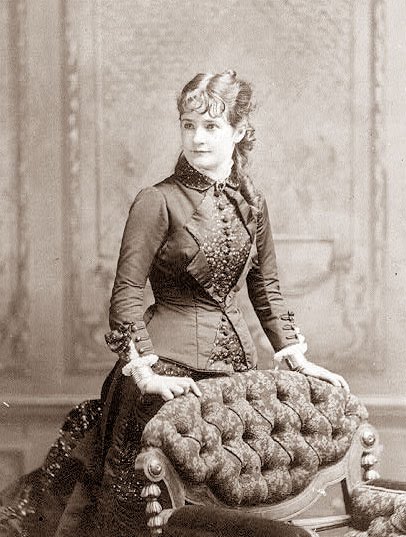 File:Lotta Crabtree.jpg