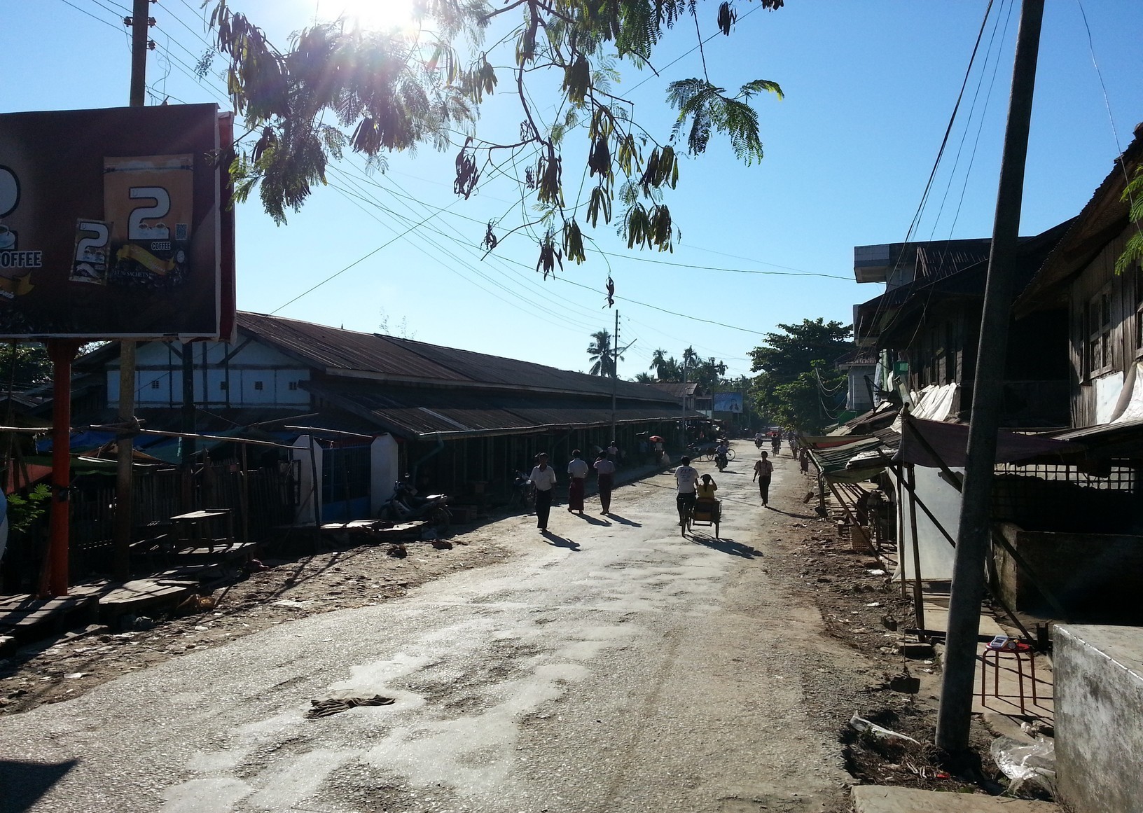 File Mrauk U Town Market Jpg Wikimedia Commons