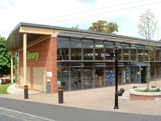 File:New Library, Back Lane, Wymondham - geograph.org.uk - 1290539.jpg