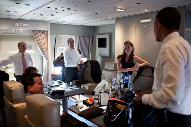 File:Obama and staff aboard Air Force One in Los Cabos - June 19, 2012.jpg