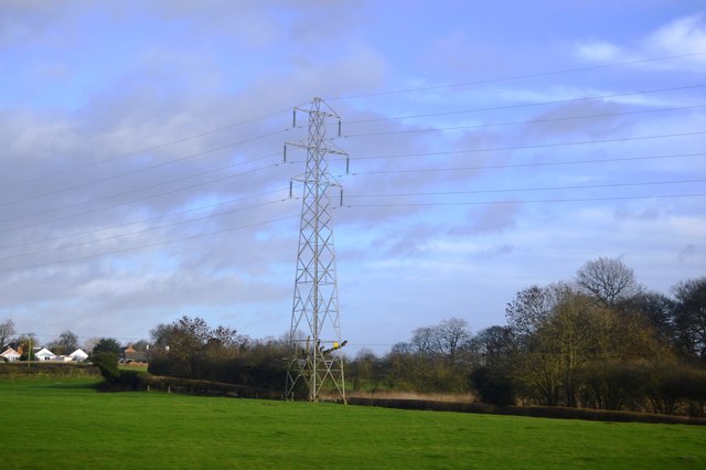 File:Pylon - geograph.org.uk - 4902613.jpg