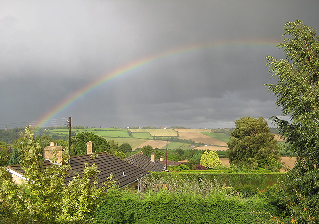 File:Rainbow over Linton Ridge - geograph.org.uk - 928197.jpg