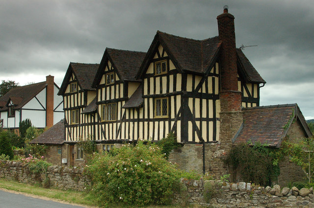 File:Rushbury, could it be the Manor House, I don't know. - geograph.org.uk - 721512.jpg
