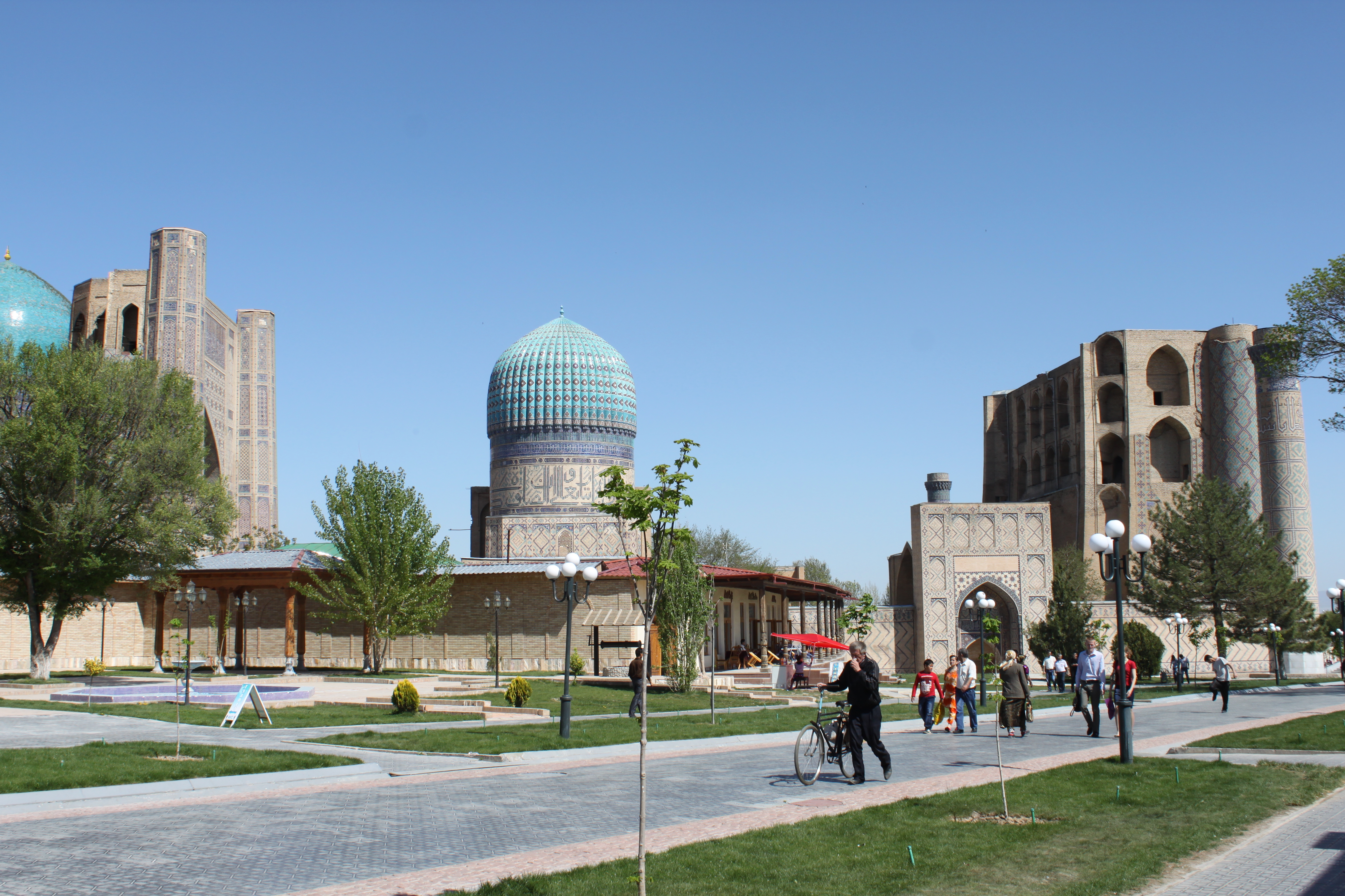 Пагөда самарканд. Самарканд Сити Узбекистан. Самарканд кучалари. Узбекистан Самарканд парк. Самарканд Сити Таджикистан.