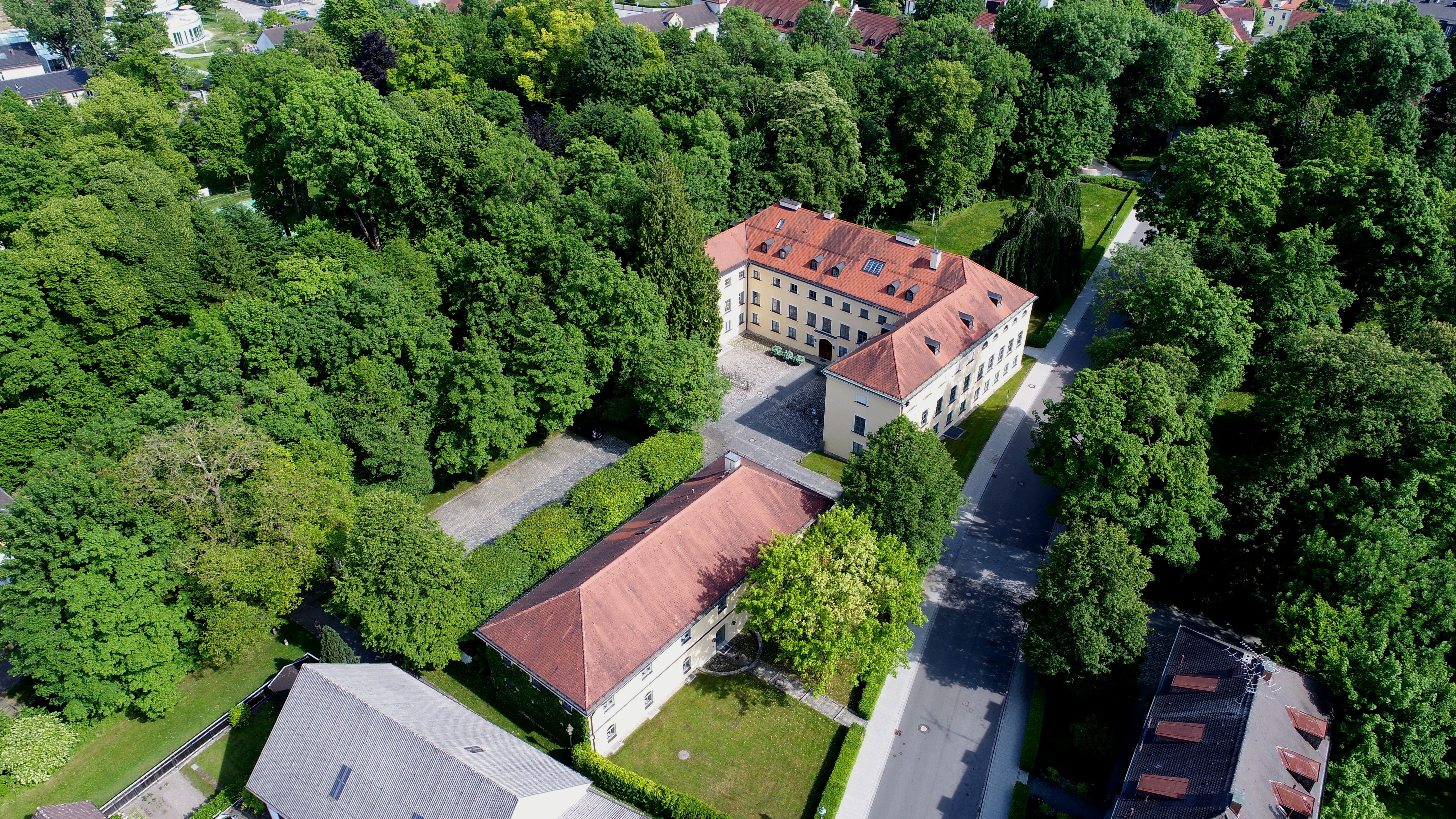 Schloss Ismaning aus der Vogelperspektive (2017)