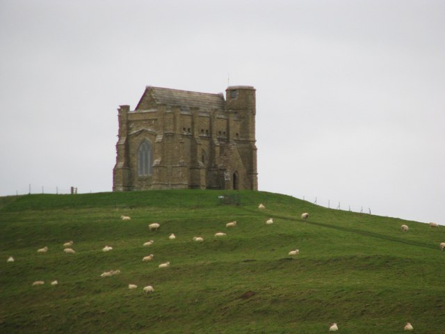 File:St Catherine's Chapel on Chapel Hill - geograph.org.uk - 1087401.jpg