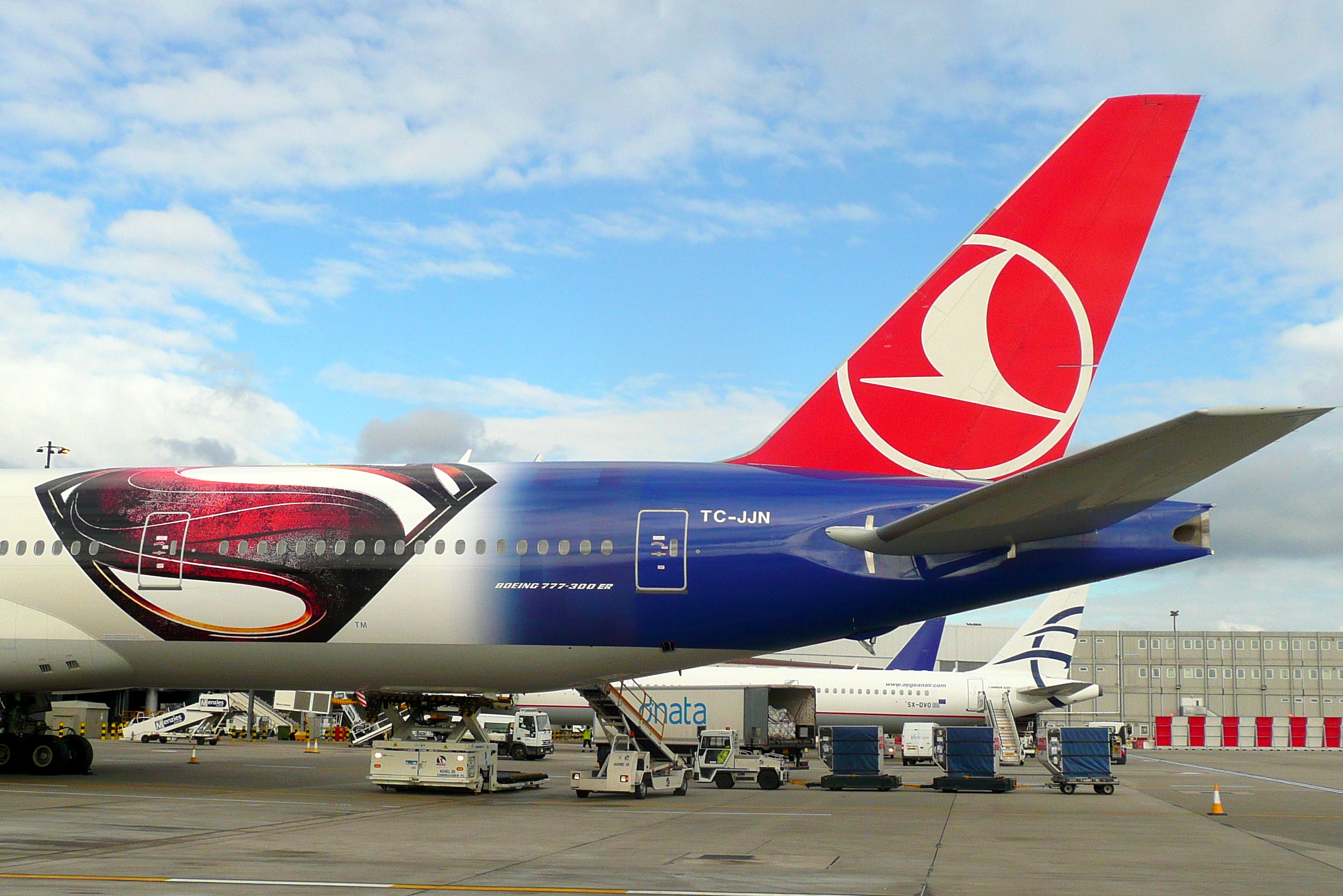 Boeing 777 turkish airlines. Картинки LHR;tk.,YST.