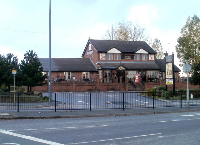 File:The Air Balloon, Filton - geograph.org.uk - 2148231.jpg