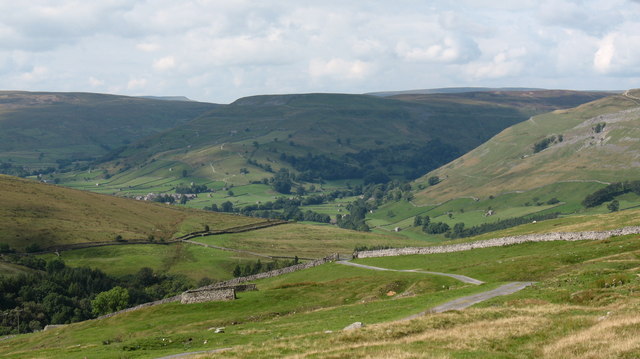 File:The Satron Road - geograph.org.uk - 539769.jpg