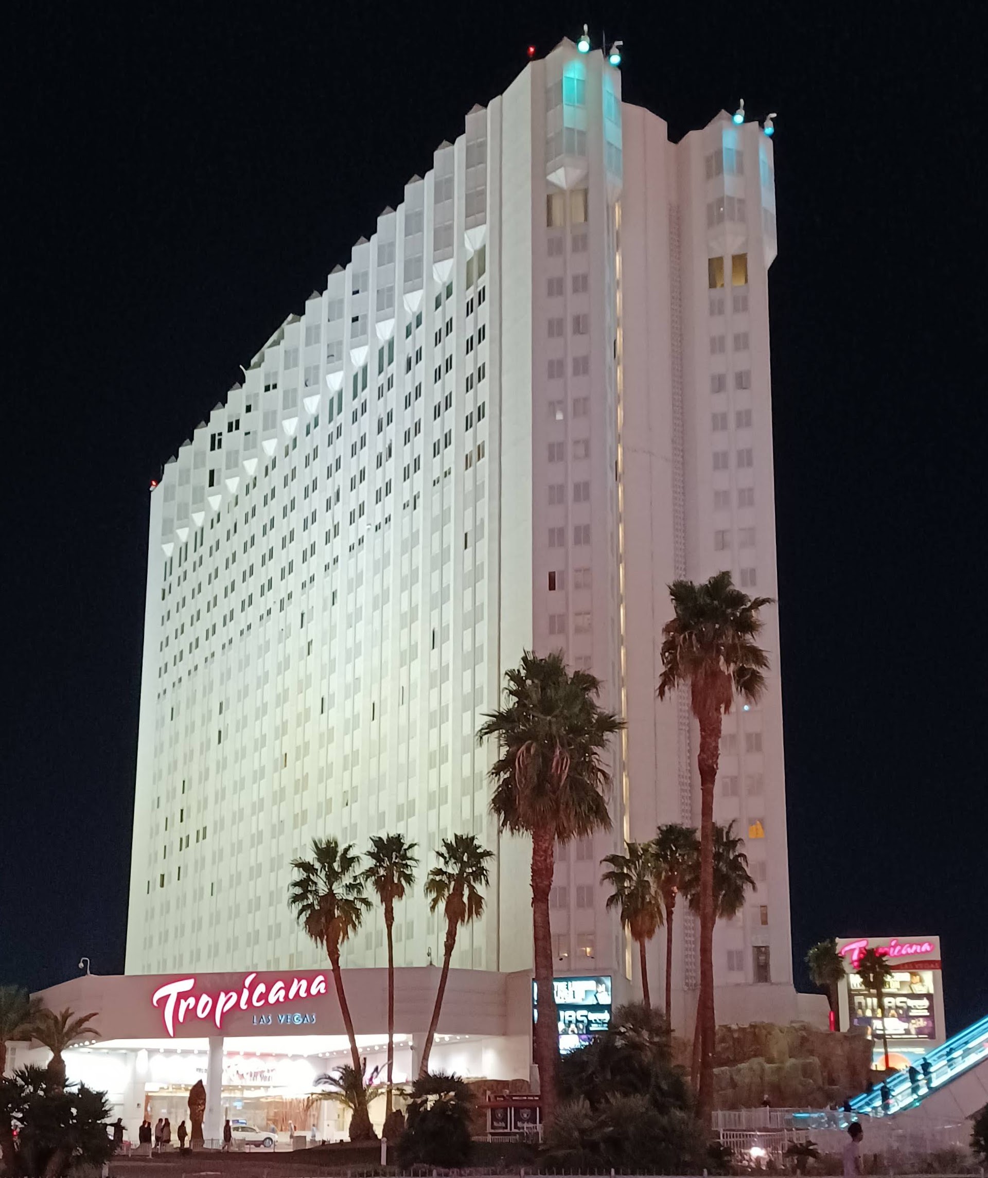 Tropicana Las Vegas - Wikipedia