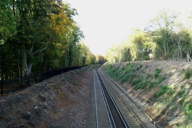 File:The line to Canterbury - geograph.org.uk - 1564206.jpg