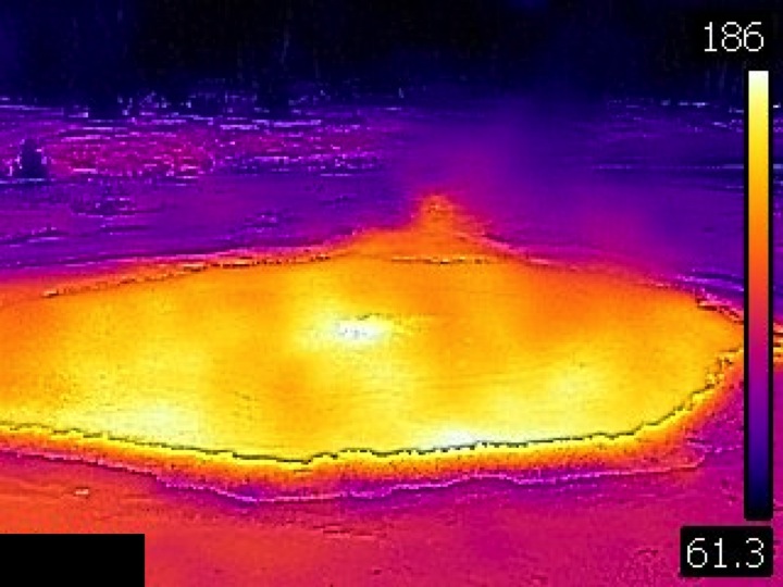 File:Thermal image of Crested Pool (afternoon, 11 August 2016) 2.jpg