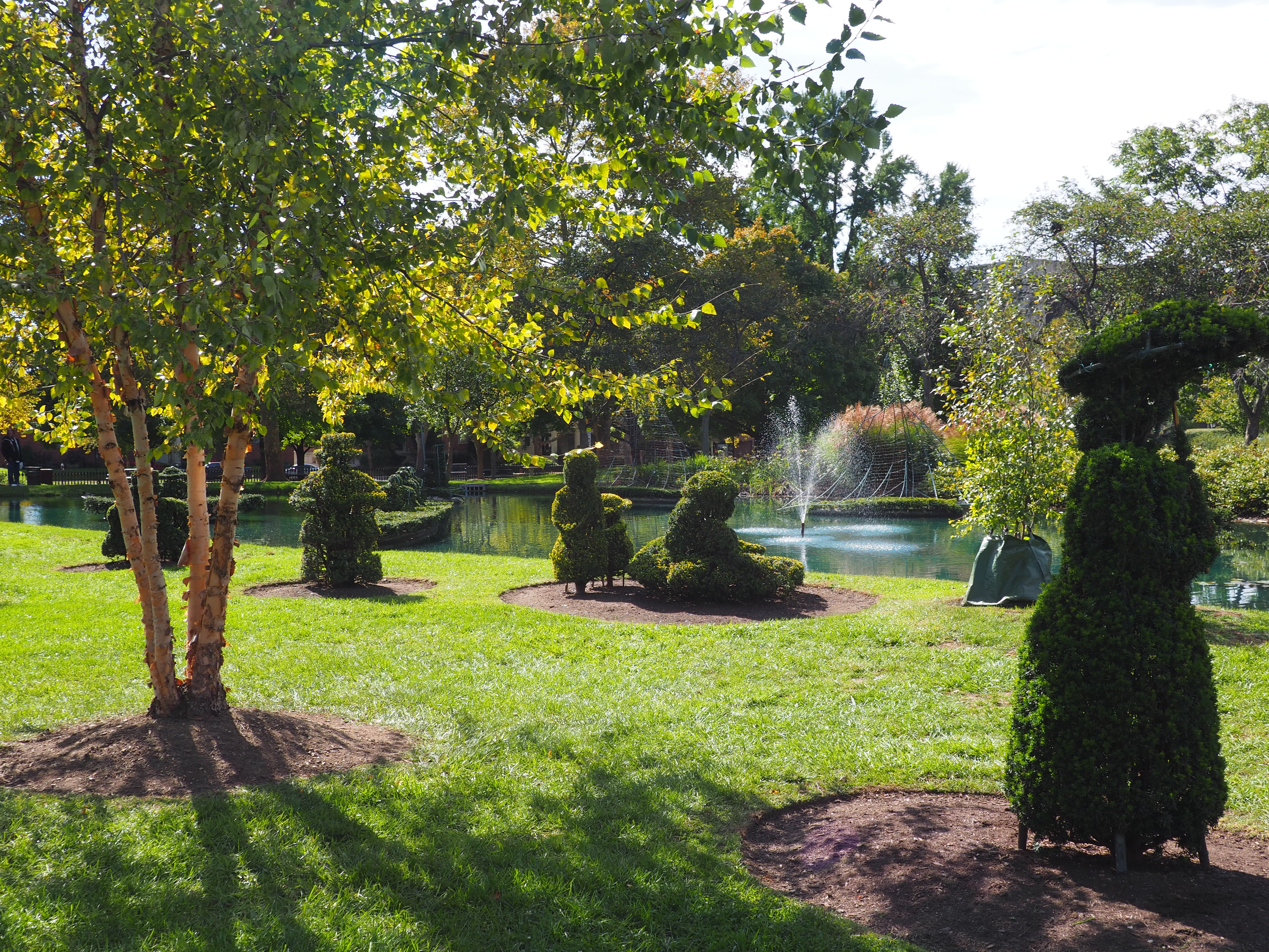 File Topiary Garden Columbus Ohio 190522 Jpg Wikimedia Commons